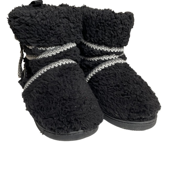 Muk Luks Reyna Women's Snowbunny Mid-Calf Pull on Boots Black Size M (7-8) - Picture 2 of 8